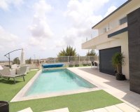 Resale - Villa - San Miguel De Salinas