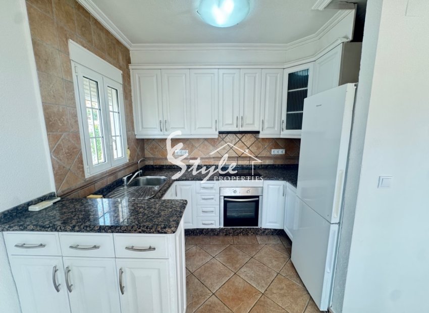 Resale - Villa - San Miguel - San Miguel De Salinas