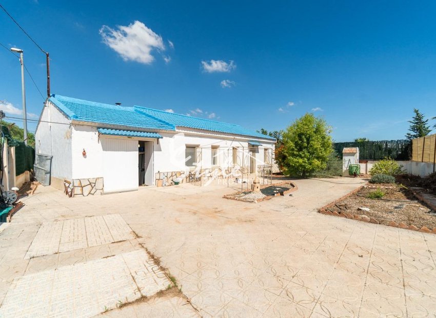 Resale - Villa - Torre - Pacheco - Roldán