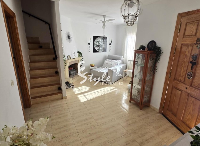 Resale - Villa - Torrevieja - Aguas Nuevas