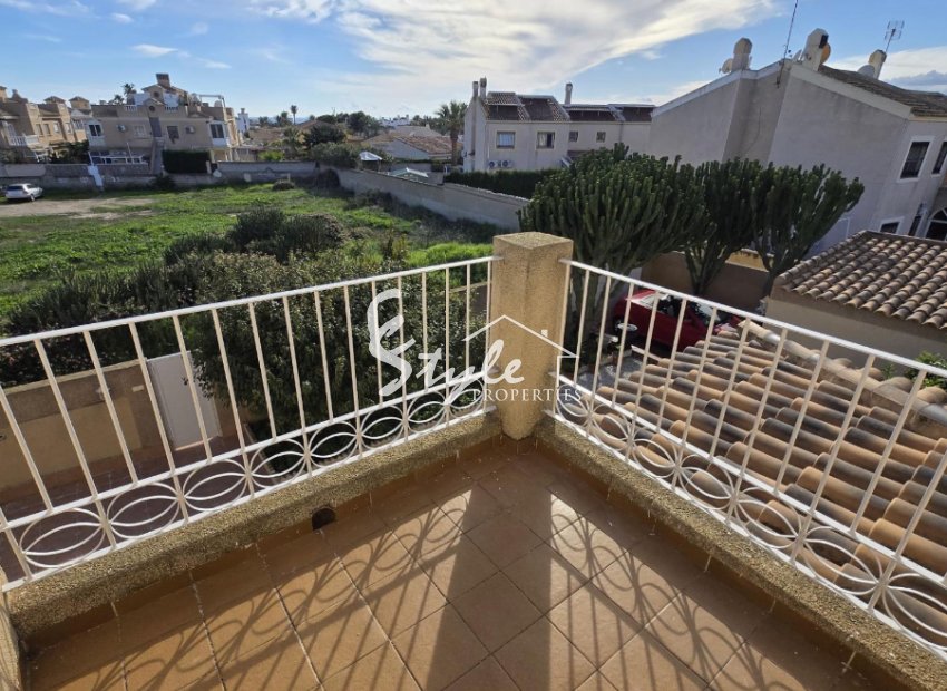 Resale - Villa - Torrevieja - Aguas Nuevas