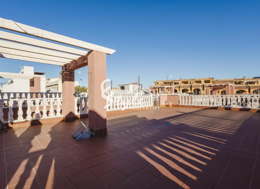 Resale - Villa - Torrevieja - Aguas Nuevas