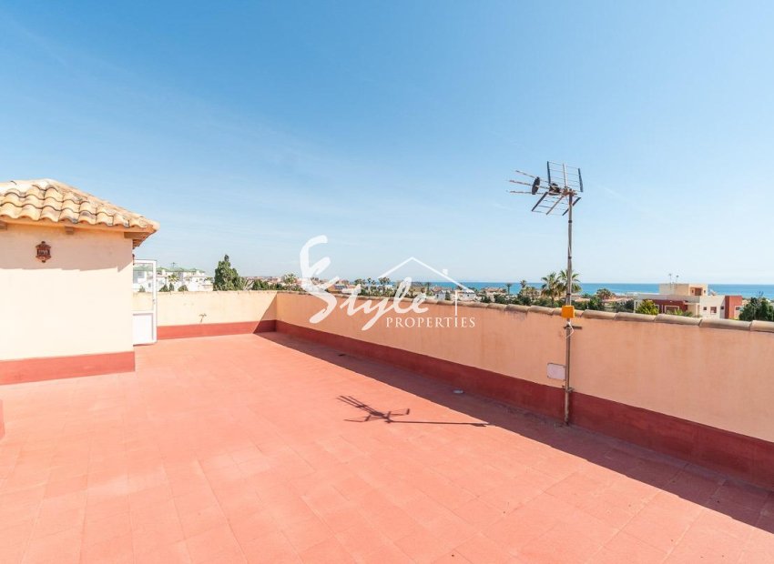Resale - Villa - Torrevieja - Cabo Cervera