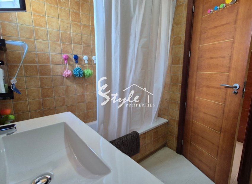 Resale - Villa - Torrevieja - Costa Blanca Sur