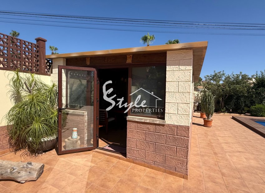 Resale - Villa - Torrevieja - Costa Blanca Sur