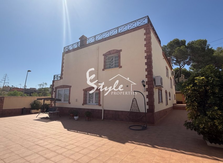 Resale - Villa - Torrevieja - Costa Blanca Sur