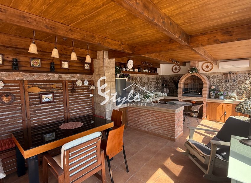Resale - Villa - Torrevieja - Costa Blanca Sur