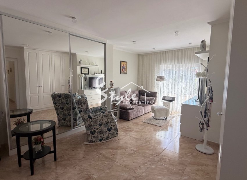 Resale - Villa - Torrevieja - Costa Blanca Sur