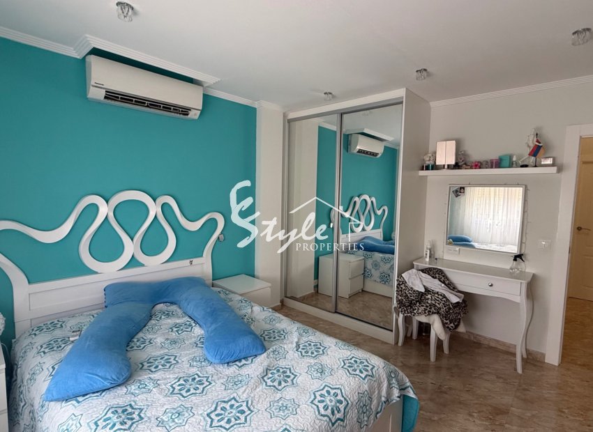 Resale - Villa - Torrevieja - Costa Blanca Sur