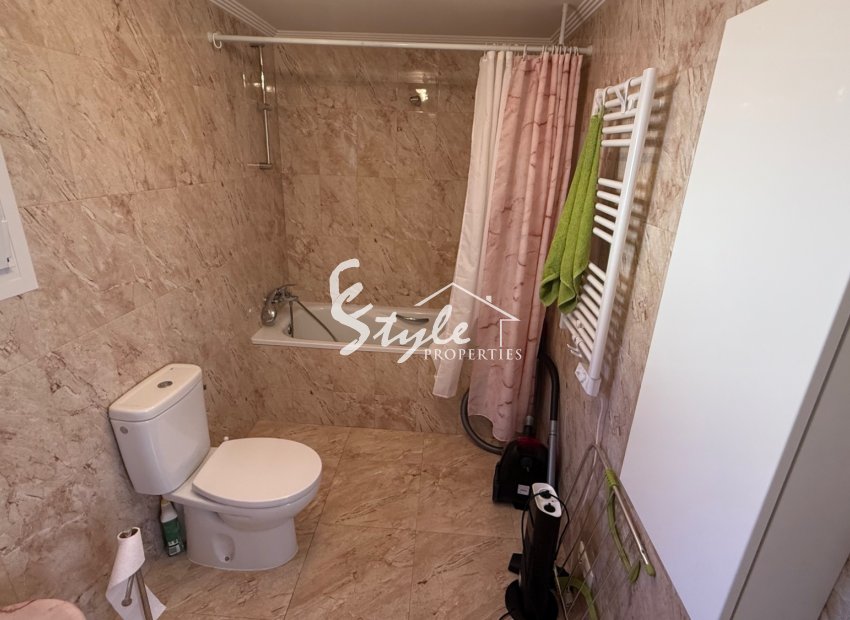 Resale - Villa - Torrevieja - Costa Blanca Sur