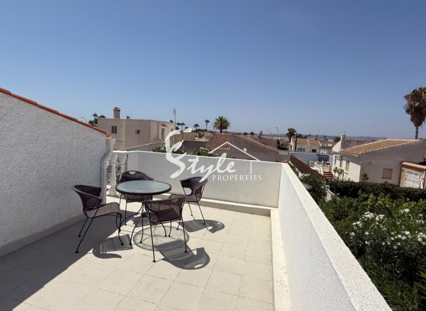 Resale - Villa - Torrevieja - Costa Blanca Sur
