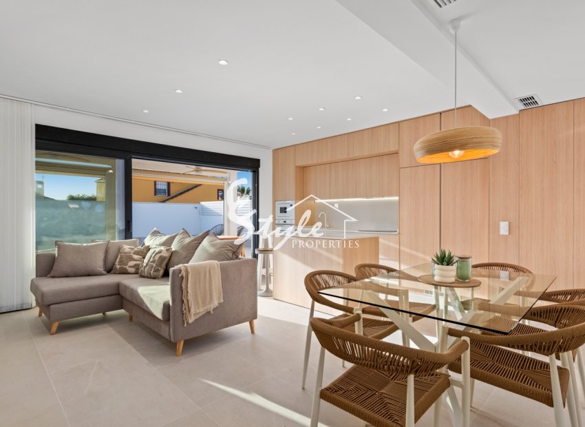 Resale - Villa - Torrevieja - El Chaparal