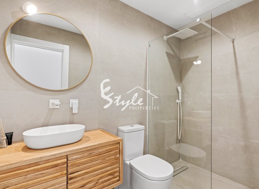 Resale - Villa - Torrevieja - El Chaparal