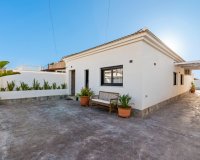 Resale - Villa - Torrevieja - El Chaparal