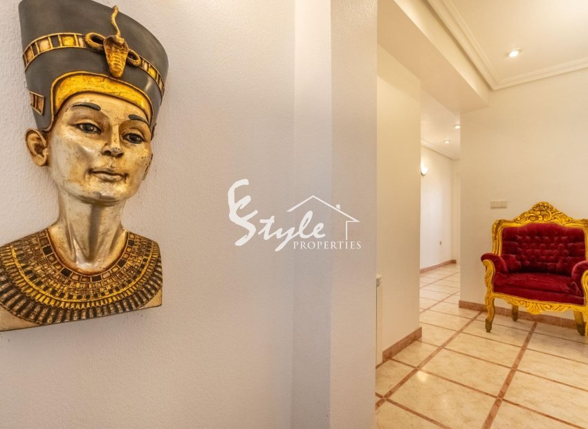 Resale - Villa - Torrevieja - El Chaparal