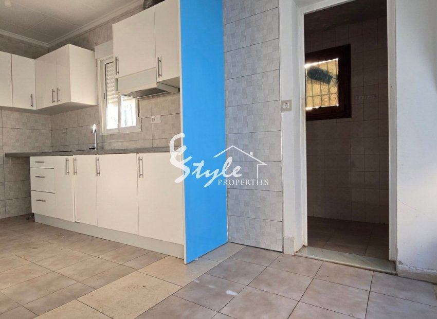 Resale - Villa - Torrevieja - El Chaparal