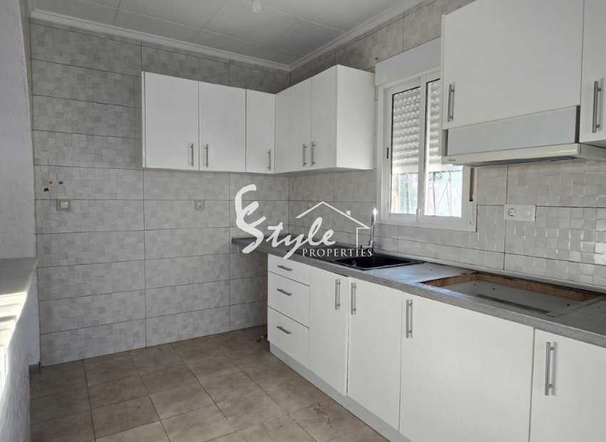 Resale - Villa - Torrevieja - El Chaparal