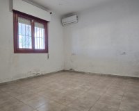 Resale - Villa - Torrevieja - El Chaparal