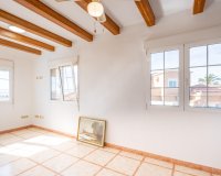 Resale - Villa - Torrevieja - El Chaparal