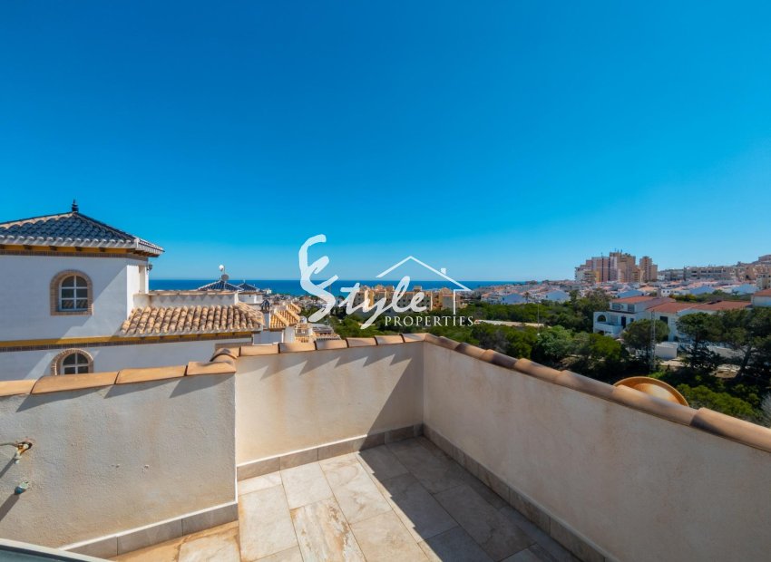 Resale - Villa - Torrevieja - La Mata