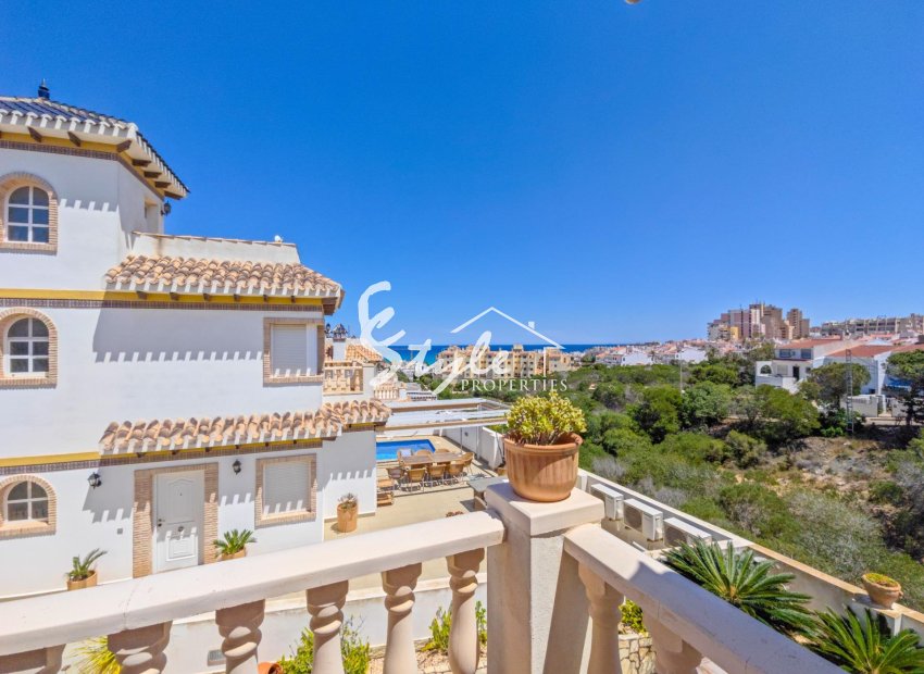 Resale - Villa - Torrevieja - La Mata