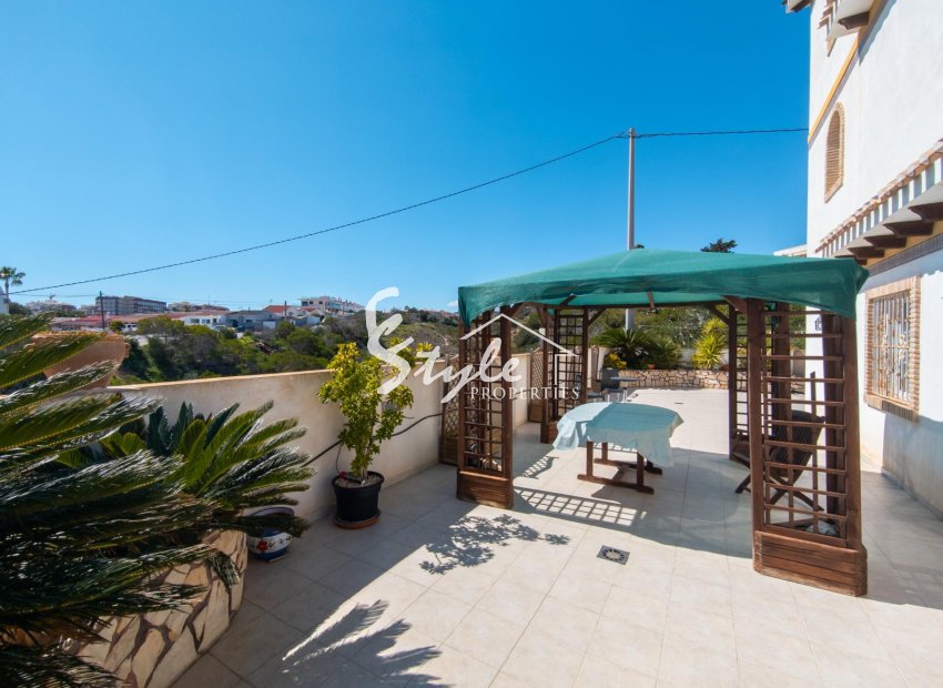 Resale - Villa - Torrevieja - La Mata