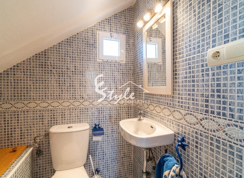 Resale - Villa - Torrevieja - La Mata