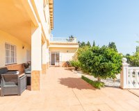 Resale - Villa - Torrevieja - La Mata