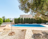Resale - Villa - Torrevieja - La Mata
