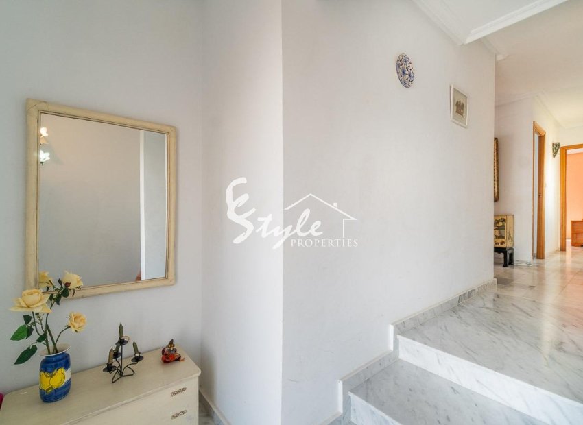 Resale - Villa - Torrevieja - La Mata