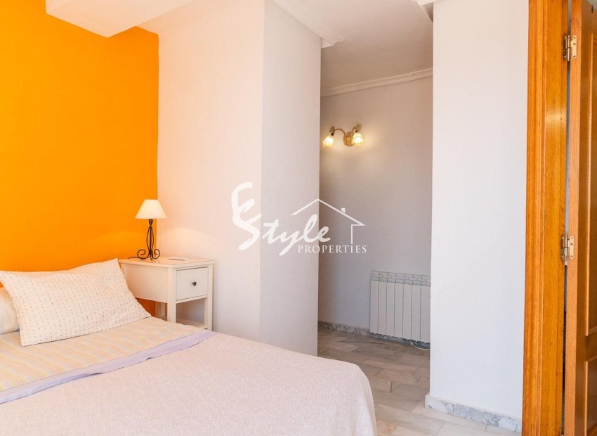 Resale - Villa - Torrevieja - La Mata