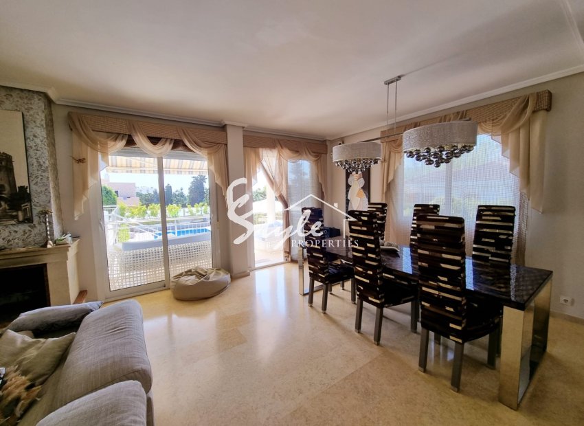 Resale - Villa - Torrevieja - La Mata