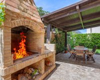 Resale - Villa - Torrevieja - La Mata