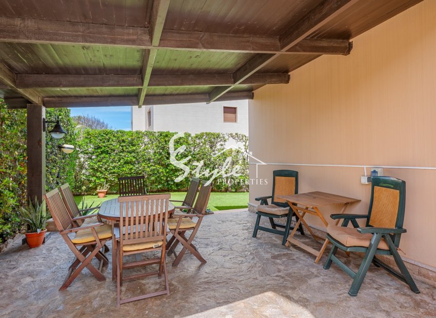 Resale - Villa - Torrevieja - La Mata