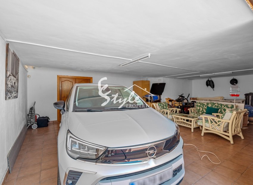 Resale - Villa - Torrevieja - La Mata