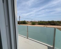 Resale - Villa - Torrevieja - La Siesta - El Salado -  Torreta
