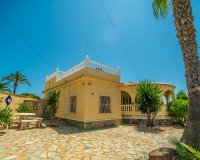 Resale - Villa - Torrevieja - La Siesta