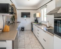 Resale - Villa - Torrevieja - La Siesta