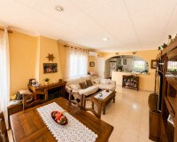 Resale - Villa - Torrevieja - La Siesta