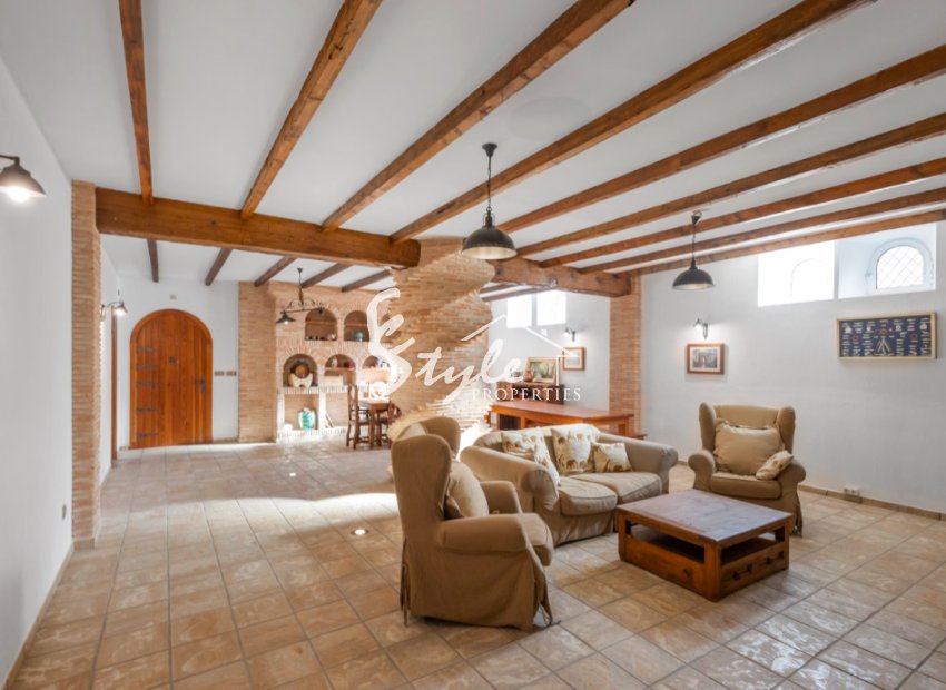 Resale - Villa - Torrevieja - Los Altos