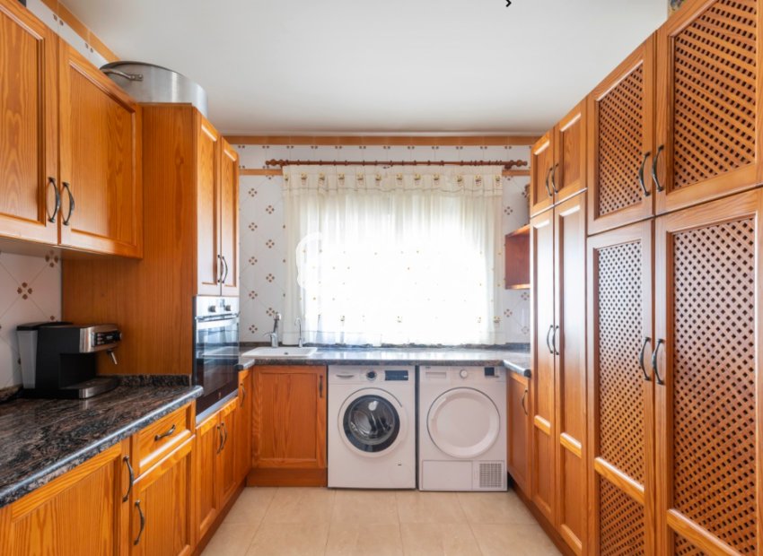 Resale - Villa - Torrevieja - Los Altos