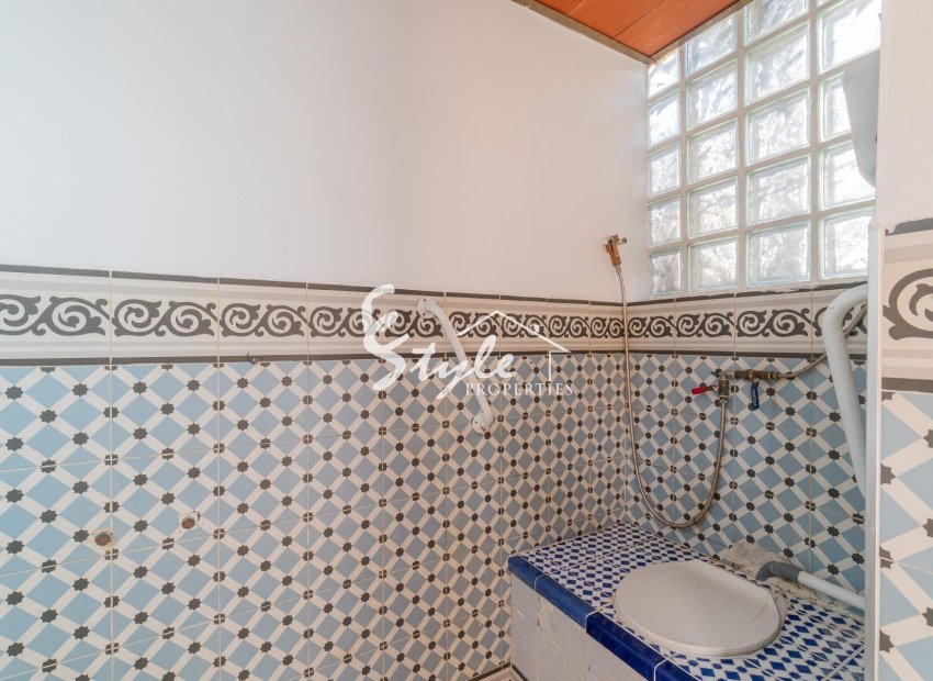 Resale - Villa - Torrevieja - Los altos