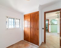 Resale - Villa - Torrevieja - Los altos