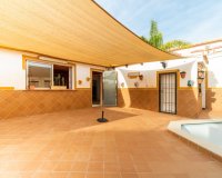 Resale - Villa - Torrevieja - Los altos