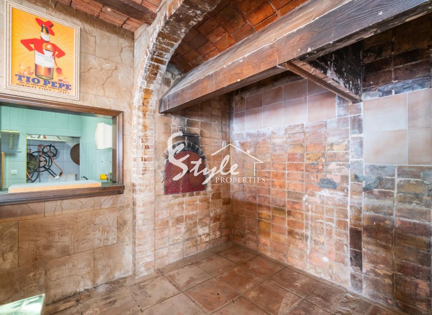 Resale - Villa - Torrevieja - Los altos