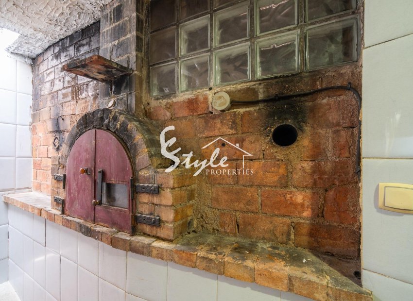 Resale - Villa - Torrevieja - Los altos