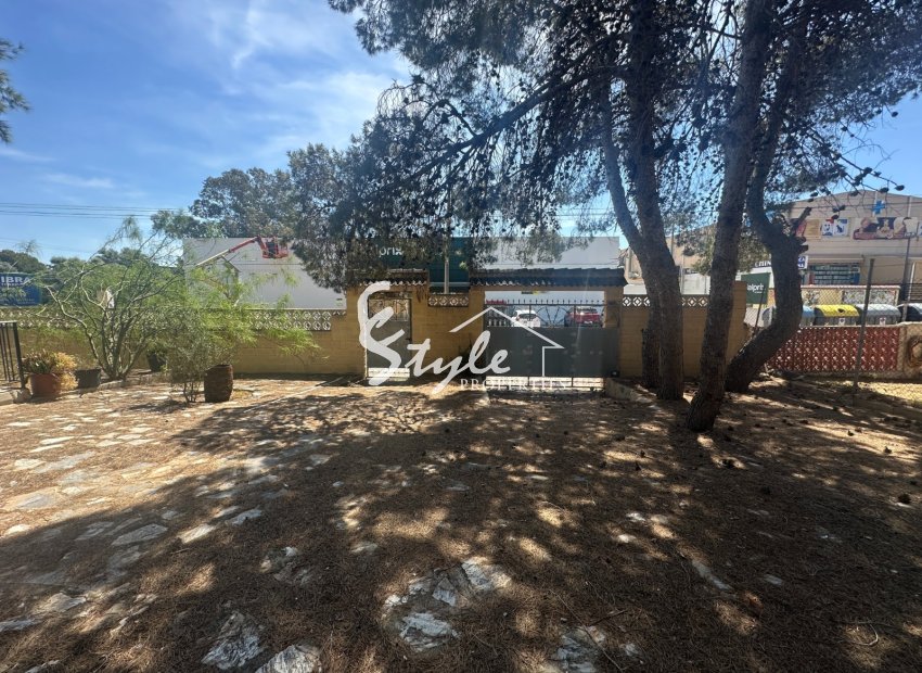 Resale - Villa - Torrevieja - Los Balcones - Los Altos del Edén