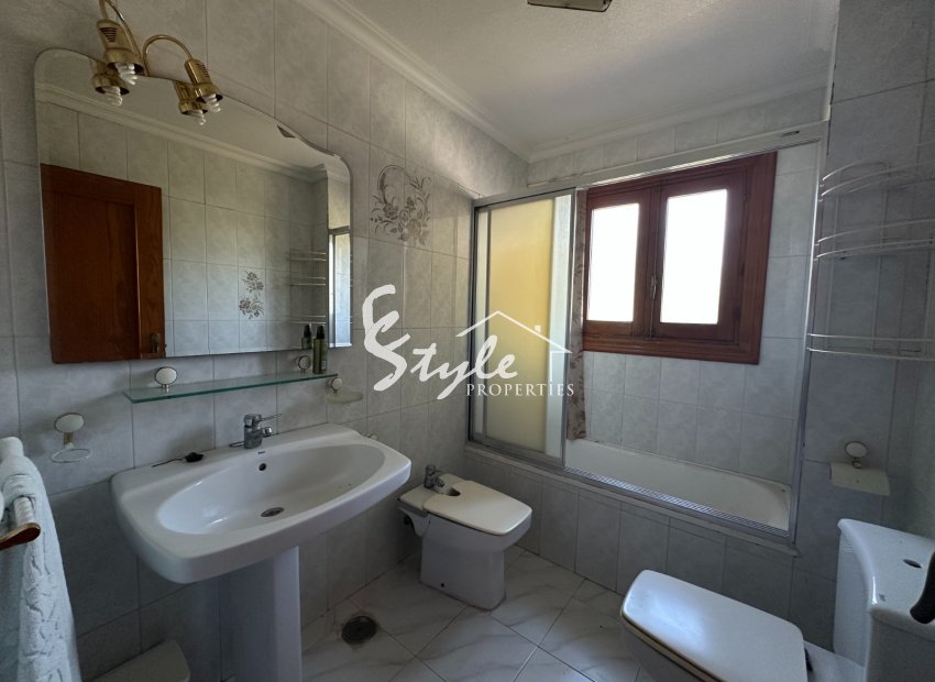 Resale - Villa - Torrevieja - Los Balcones - Los Altos del Edén