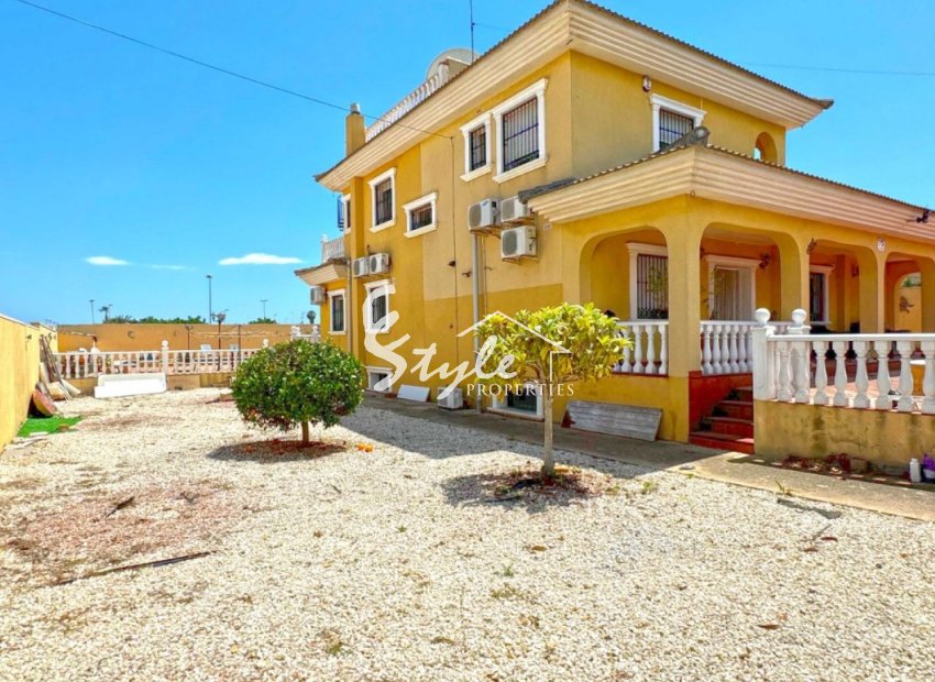 Resale - Villa - Torrevieja - Los Balcones