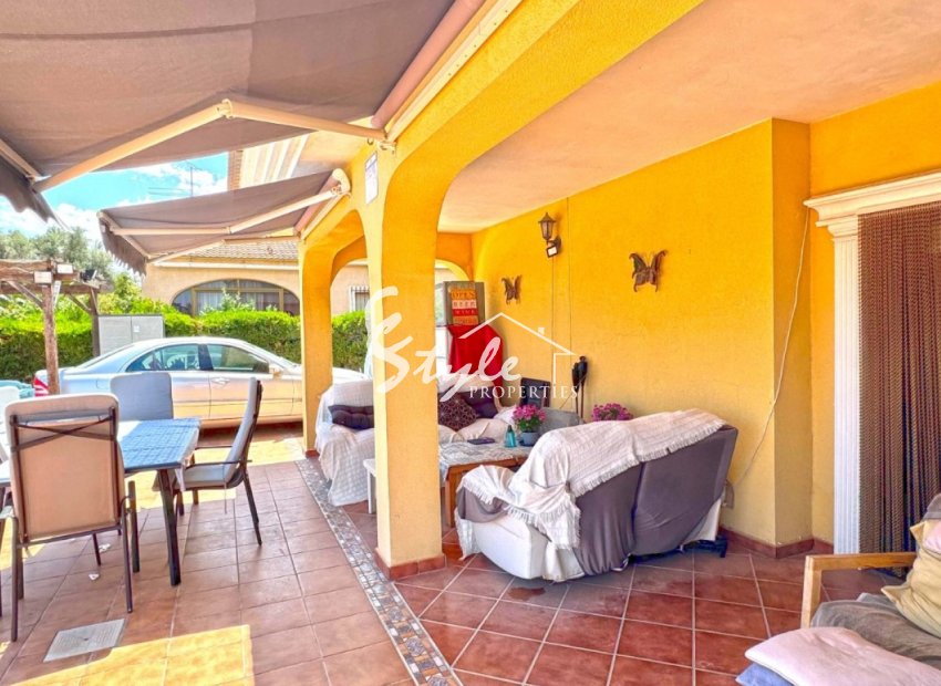 Resale - Villa - Torrevieja - Los Balcones